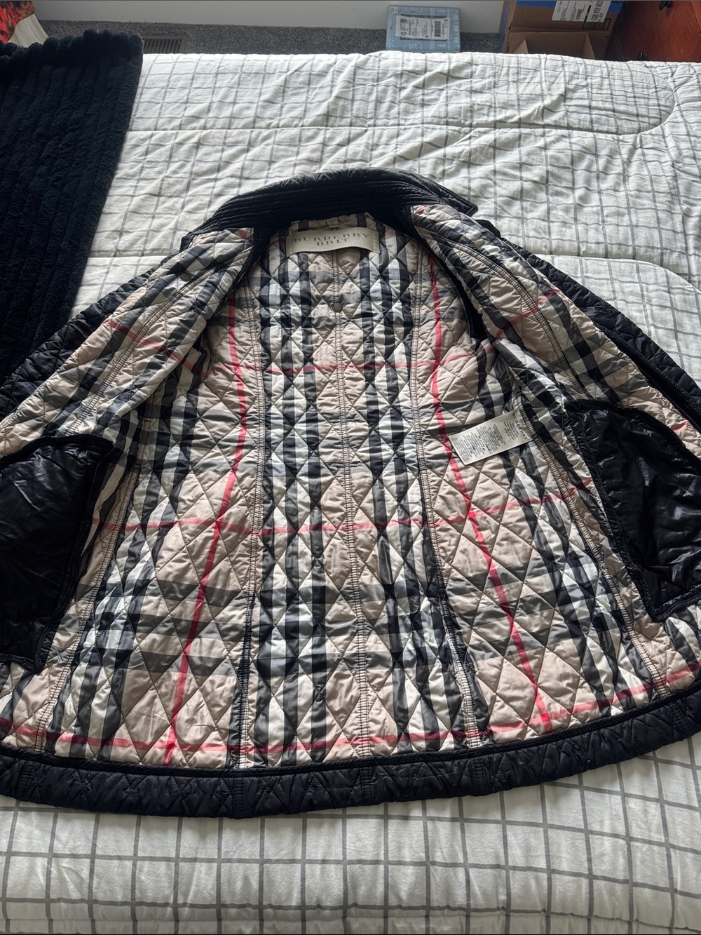 Burberry Black Quilted Long Puffer Coat - Picture 5 of 9
